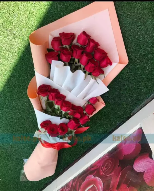 Red Rose Flowers Bouquet