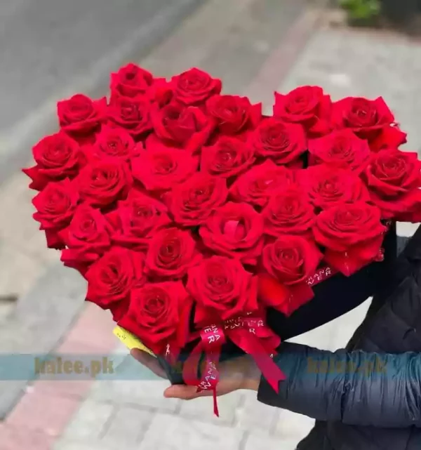 Heart Shape Red Rose Flowers Box