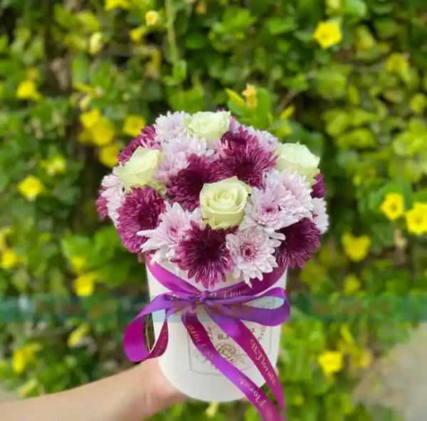 White & Purple Daisy With White Imported Rose Flowers Box