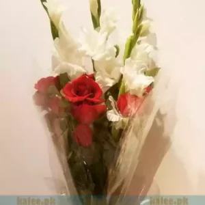 Red Rose Flowers With White Glade Bouquet