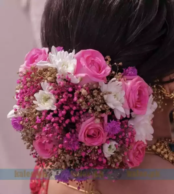 White Daisy & Pink Rose Flowers Hair Jura With Baby Bud